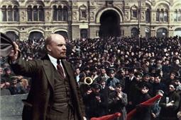 V.I. Lênin bảo vệ và phát triển chủ nghĩa Mác